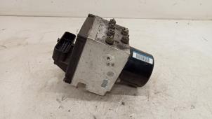 Gebruikte ABS Pomp Volkswagen Passat Variant (3C5) 2.0 TDI 16V 140 Prijs € 45,00 Margeregeling aangeboden door Hans Auto Onderdelen