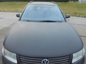 Gebruikte Motorkap Volkswagen Passat Variant (3B5) 2.3 VR5 Prijs € 35,00 Margeregeling aangeboden door Hans Auto Onderdelen