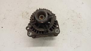 Gebruikte Dynamo Volkswagen Polo III (6N2) 1.4 16V 75 Prijs € 30,00 Margeregeling aangeboden door Hans Auto Onderdelen