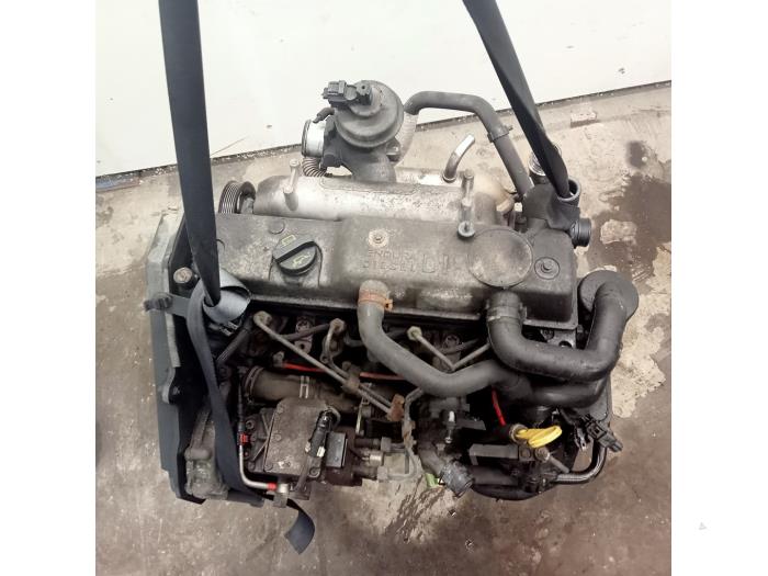 Gebruikte Motor Ford Transit Connect 1.8 Tddi Prijs € 400,00 Margeregeling aangeboden door Hans Auto Onderdelen