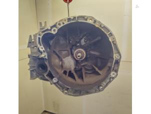 Gebruikte Versnellingsbak Renault Grand Scénic II (JM) 1.9 dCi 130 Prijs € 100,00 Margeregeling aangeboden door Hans Auto Onderdelen