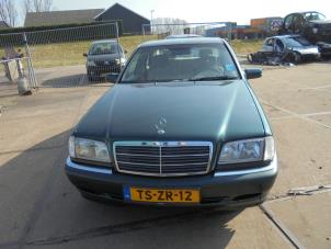 Gebruikte Automaatbak Mercedes C (W202) 2.0 C-200 CGI 16V Prijs € 200,00 Margeregeling aangeboden door Hans Auto Onderdelen