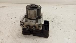 Gebruikte ABS Pomp Toyota Yaris II (P9) 1.4 D-4D Prijs € 95,00 Margeregeling aangeboden door Hans Auto Onderdelen