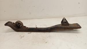 Gebruikte Motorbalk Nissan Micra (K11) 1.3 LX,SLX 16V Prijs € 35,00 Margeregeling aangeboden door Hans Auto Onderdelen