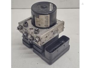 Gebruikte ABS Pomp Volkswagen Caddy III (2KA,2KH,2CA,2CH) 1.9 TDI Prijs € 20,00 Margeregeling aangeboden door Hans Auto Onderdelen