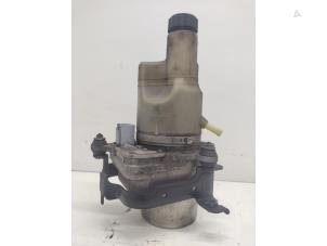 Gebruikte Pomp Servo Volvo V50 (MW) 1.6 D 16V Prijs € 70,00 Margeregeling aangeboden door Hans Auto Onderdelen