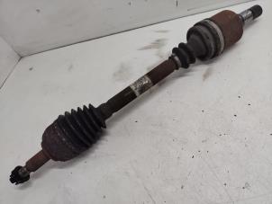 Gebruikte Homokineetas links-voor Renault Grand Scénic II (JM) 1.9 dCi 130 Prijs € 25,00 Margeregeling aangeboden door Hans Auto Onderdelen