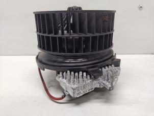 Gebruikte Aanjager Mercedes C (W202) 2.0 C-200 CGI 16V Prijs € 40,00 Margeregeling aangeboden door Hans Auto Onderdelen