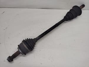 Gebruikte Aandrijfas links-achter Mercedes Vito (639.6) 2.2 109 CDI 16V Prijs € 50,00 Margeregeling aangeboden door Hans Auto Onderdelen