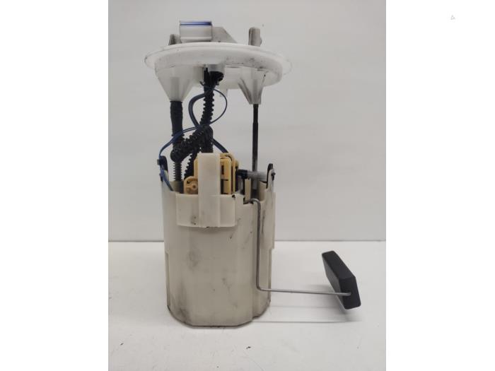 Gebruikte Tank element Pomp Mercedes Vito (639.6) 2.2 109 CDI 16V Prijs € 35,00 Margeregeling aangeboden door Hans Auto Onderdelen