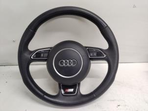 Gebruikte Stuurwiel Audi A4 Avant (B8) 1.8 TFSI 16V Prijs € 400,00 Margeregeling aangeboden door Hans Auto Onderdelen