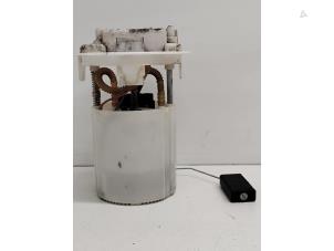 Gebruikte Tank element Pomp Peugeot 207/207+ (WA/WC/WM) 1.4 16V Prijs € 35,00 Margeregeling aangeboden door Hans Auto Onderdelen