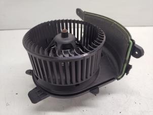 Gebruikte Aanjager Renault Grand Scénic II (JM) 1.9 dCi 130 Prijs € 20,00 Margeregeling aangeboden door Hans Auto Onderdelen