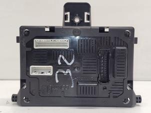 Gebruikte Computer Body Control Renault Clio III (BR/CR) 1.6 16V Prijs € 50,00 Margeregeling aangeboden door Hans Auto Onderdelen