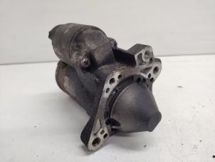 Gebruikte Startmotor Renault Clio III (BR/CR) 1.6 16V Prijs € 20,00 Margeregeling aangeboden door Hans Auto Onderdelen