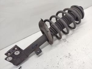 Gebruikte Mac Phersonpoot links-voor Peugeot Partner Tepee (7A/B/C/D/E/F/G/J/P/S) 1.6 HDiF 90 16V Phase 1 Prijs € 30,00 Margeregeling aangeboden door Hans Auto Onderdelen