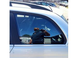 Gebruikte Extra Ruit 4Deurs links-achter BMW 3 serie Touring (E46/3) 318i 16V Prijs € 30,00 Margeregeling aangeboden door Hans Auto Onderdelen