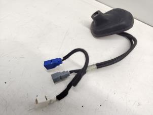 Gebruikte Antenne Fiat Tipo (356W/357W) 1.0 T3 12V Prijs € 125,00 Margeregeling aangeboden door Hans Auto Onderdelen