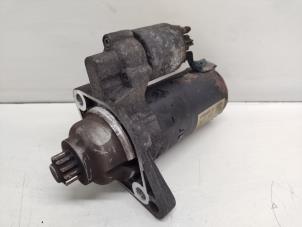 Gebruikte Startmotor Volkswagen Caddy III (2KA,2KH,2CA,2CH) 1.6 TDI 16V Prijs € 25,00 Margeregeling aangeboden door Hans Auto Onderdelen