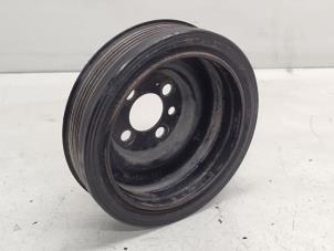 Gebruikte Krukas Poelie Volkswagen Caddy III (2KA,2KH,2CA,2CH) 1.6 TDI 16V Prijs € 25,00 Margeregeling aangeboden door Hans Auto Onderdelen