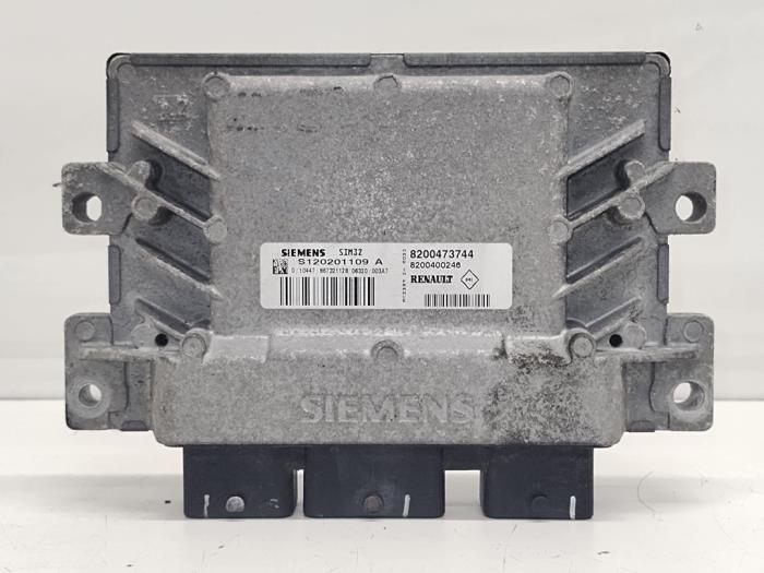 Gebruikte Computer Motormanagement Renault Clio II (BB/CB) 1.2 16V Prijs € 50,00 Margeregeling aangeboden door Hans Auto Onderdelen