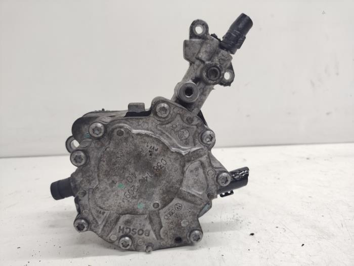 Gebruikte Vacuumpomp (Diesel) Seat Altea XL (5P5) 1.9 TDI Prijs € 25,00 Margeregeling aangeboden door Hans Auto Onderdelen