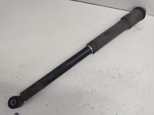 Gebruikte Schokdemper links-achter Mitsubishi Colt (Z2/Z3) 1.5 16V Prijs € 15,00 Margeregeling aangeboden door Hans Auto Onderdelen