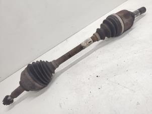 Gebruikte Steekas links-voor Opel Vivaro 2.0 CDTI Prijs € 45,00 Margeregeling aangeboden door Hans Auto Onderdelen