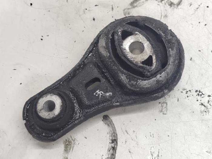 Gebruikte Motorsteun Opel Vivaro 2.0 CDTI Prijs € 20,00 Margeregeling aangeboden door Hans Auto Onderdelen
