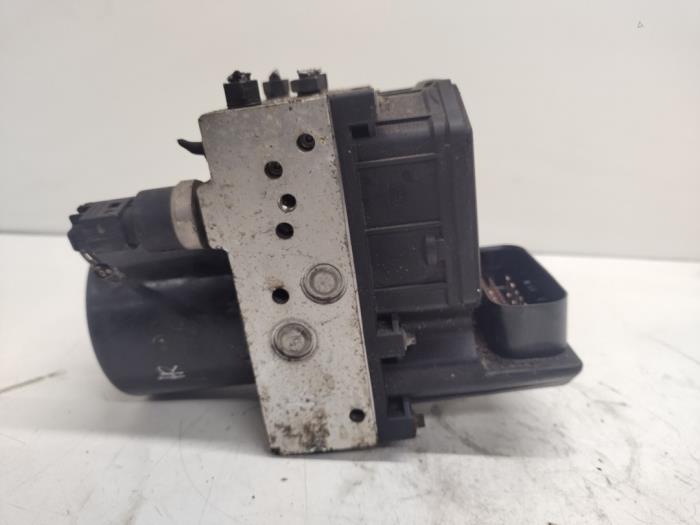 Gebruikte ABS Pomp Seat Ibiza III (6L1) 2.0 Prijs € 60,00 Margeregeling aangeboden door Hans Auto Onderdelen