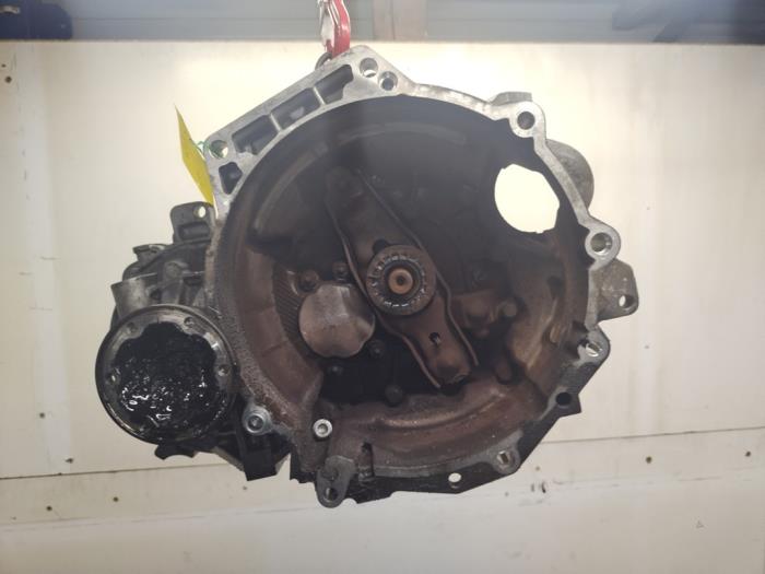Gebruikte Versnellingsbak Volkswagen Polo V (6R) 1.4 TDI 12V 90 Prijs € 300,00 Margeregeling aangeboden door Hans Auto Onderdelen