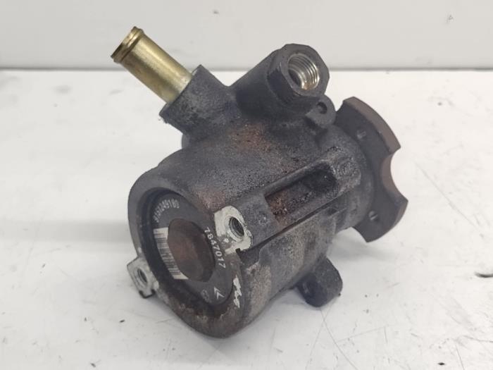 Gebruikte Servopomp Peugeot 306 (7B) 1.4 SL,SR Prijs € 30,00 Margeregeling aangeboden door Hans Auto Onderdelen
