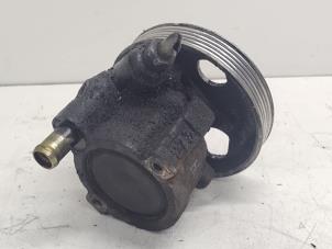 Gebruikte Pomp Servo Renault Kangoo (KC) 1.4 Prijs € 30,00 Margeregeling aangeboden door Hans Auto Onderdelen