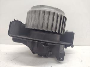 Gebruikte Kachel Ventilatiemotor Audi A6 Avant (C6) 3.0 TDI V6 24V Quattro Prijs € 35,00 Margeregeling aangeboden door Hans Auto Onderdelen