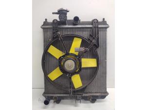 Gebruikte Radiateur Nissan Micra (K11) 1.0 L,LX 16V Prijs € 35,00 Margeregeling aangeboden door Hans Auto Onderdelen