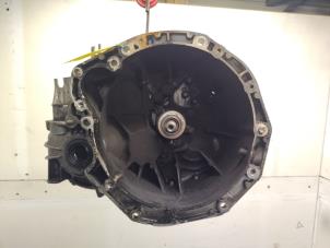 Gebruikte Versnellingsbak Renault Megane II Grandtour (KM) 2.0 16V Prijs € 90,00 Margeregeling aangeboden door Hans Auto Onderdelen