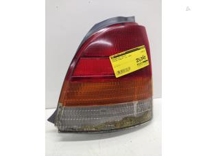 Gebruikte Achterlicht rechts Toyota Starlet (EP9) 1.3,XLi,GLi 16V Prijs € 20,00 Margeregeling aangeboden door Hans Auto Onderdelen