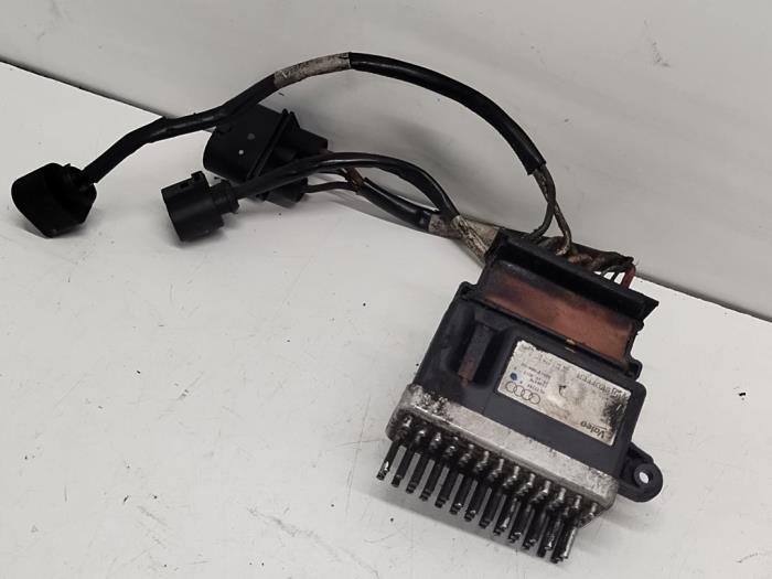 Computer Koeling van een Audi A4 Avant (B8) 1.8 TFSI 16V 2012