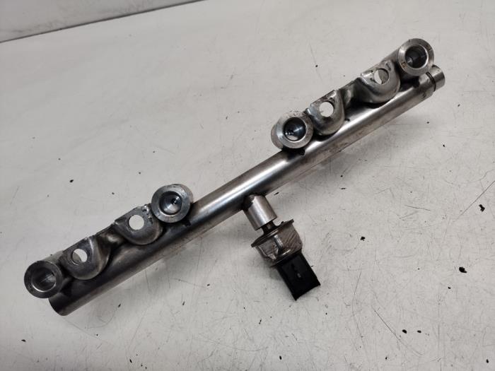 Galerij (Injectie) van een Citroën C4 Grand Picasso (UA) 1.6 16V THP Sensodrive,GT THP 2009