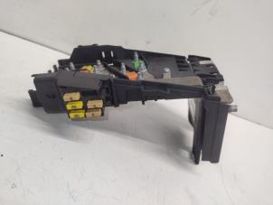 Gebruikte Zekeringkast Citroen C4 Grand Picasso (UA) 1.6 16V THP Sensodrive,GT THP Prijs € 150,00 Margeregeling aangeboden door Hans Auto Onderdelen