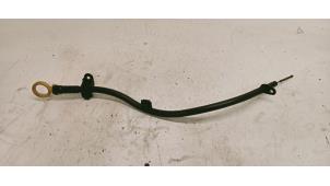 Gebruikte Olie Peilstok Volkswagen Polo V (6R) 1.4 TDI 12V 90 Prijs € 20,00 Margeregeling aangeboden door Hans Auto Onderdelen