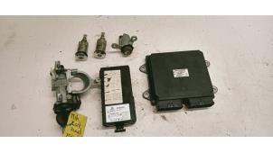 Gebruikte Slotenset Mitsubishi Colt (Z2/Z3) 1.3 16V Prijs € 135,00 Margeregeling aangeboden door Hans Auto Onderdelen