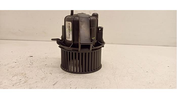 Kachel Ventilatiemotor van een Citroën C3 (SC) 1.4 2012