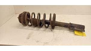 Gebruikte Mac Phersonpoot links-voor Citroen Jumper (U5) 2.0 HDi Prijs € 25,00 Margeregeling aangeboden door Hans Auto Onderdelen