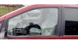 Gebruikte Deurruit 4Deurs links-voor Ford Galaxy (WGR) 2.0 CL,GLX SEFI Prijs € 25,00 Margeregeling aangeboden door Hans Auto Onderdelen