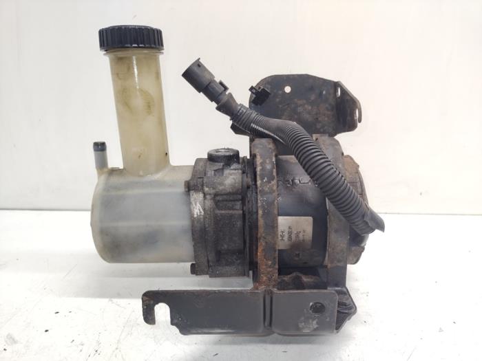 Gebruikte Servopomp Peugeot 106 II 1.1 XN,XR,XT,Accent Prijs € 75,00 Margeregeling aangeboden door Hans Auto Onderdelen