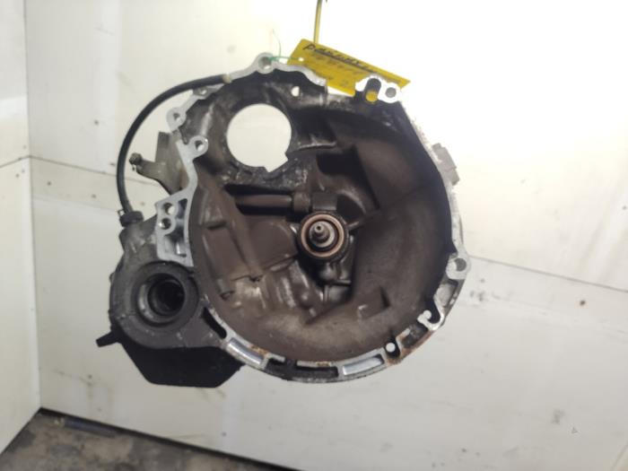 Gebruikte Versnellingsbak Daihatsu Cuore (L201) 850,Domino Prijs € 75,00 Margeregeling aangeboden door Hans Auto Onderdelen