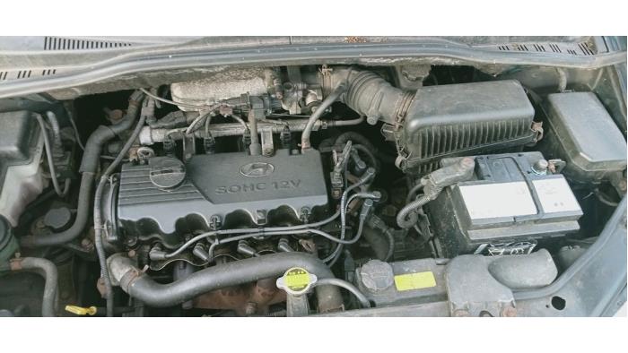 Gebruikte Rembol Hyundai Getz 1.3i 12V Prijs € 50,00 Margeregeling aangeboden door Hans Auto Onderdelen