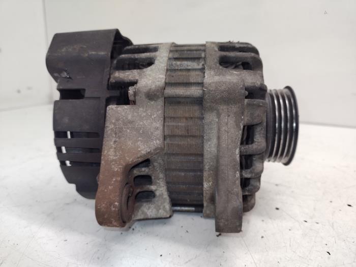Dynamo van een Kia Picanto (BA) 1.0 12V 2006