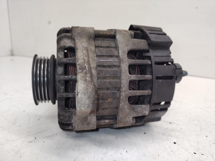 Dynamo van een Kia Picanto (BA) 1.0 12V 2006